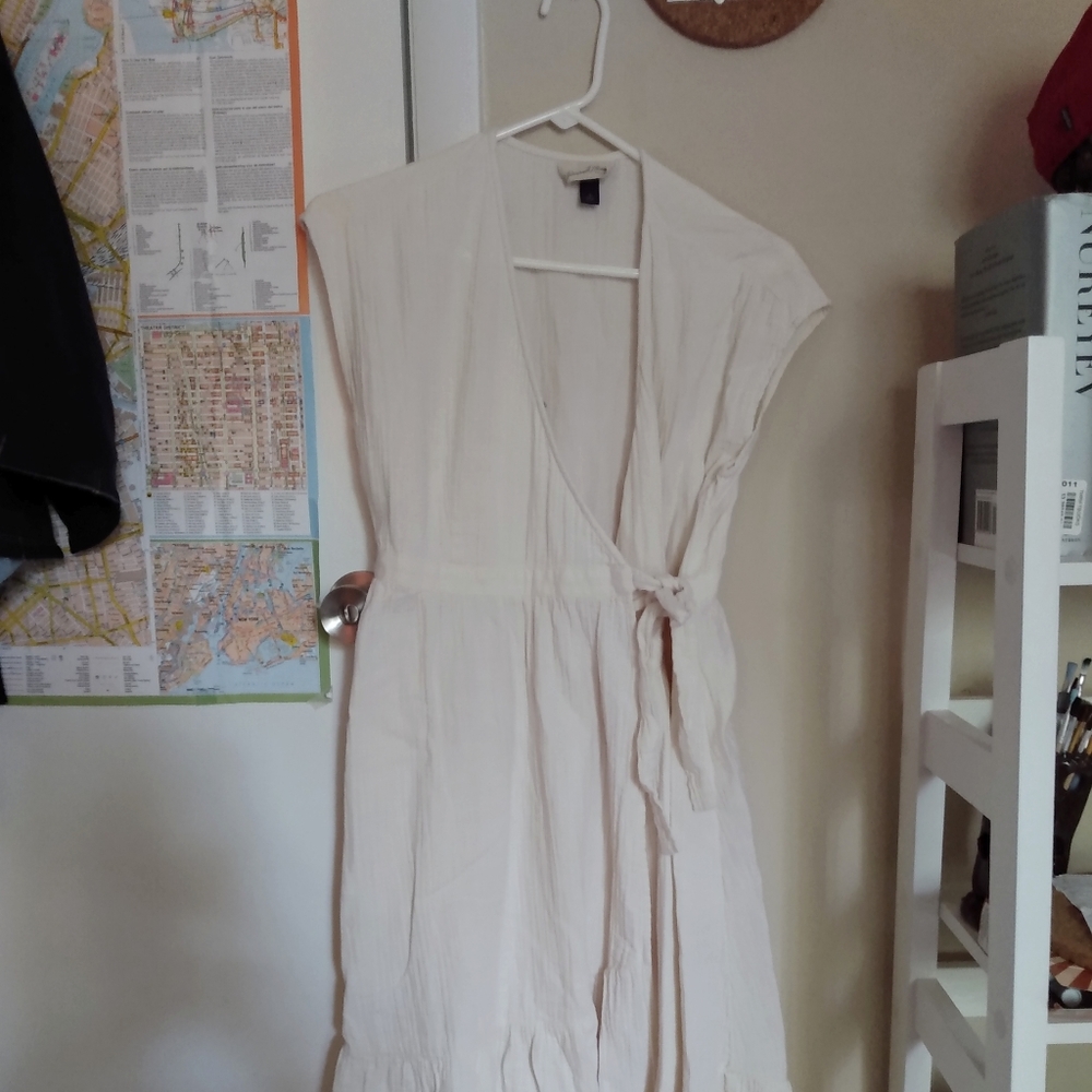 White Dress still in good condition